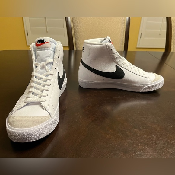 New Nike blazer Mid 77 Leather White Black Sneaker Shoes Size US 7Y - Picture 6 of 12